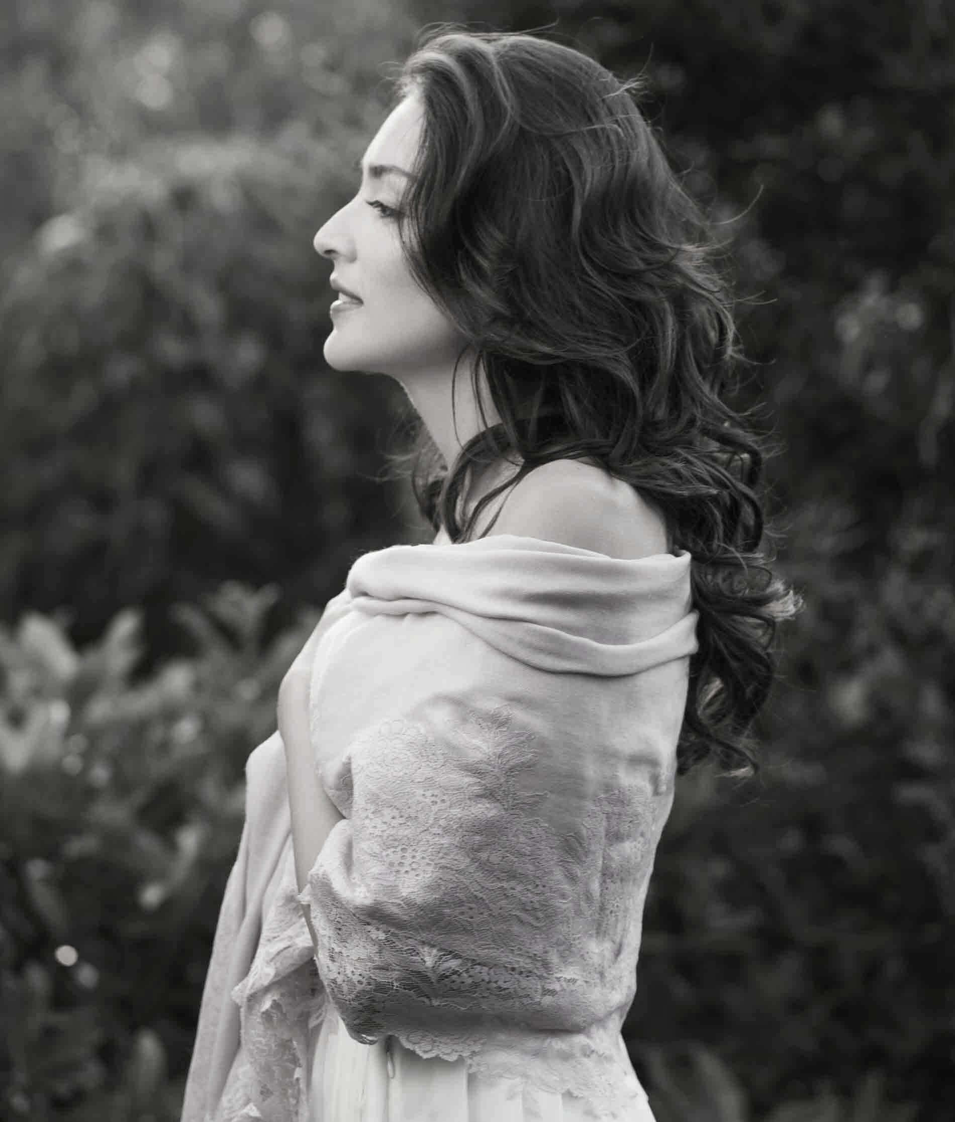 EVELINA GRAY - MENZER HAJIYEVA